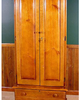 Scout 1109 Gun Cabinet - Pine - 12-Gun